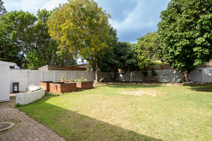3 Bedroom Property for Sale in Sun Valley Western Cape